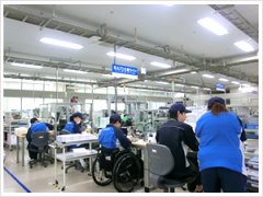 轮椅上的工厂：欧姆龙太阳工厂